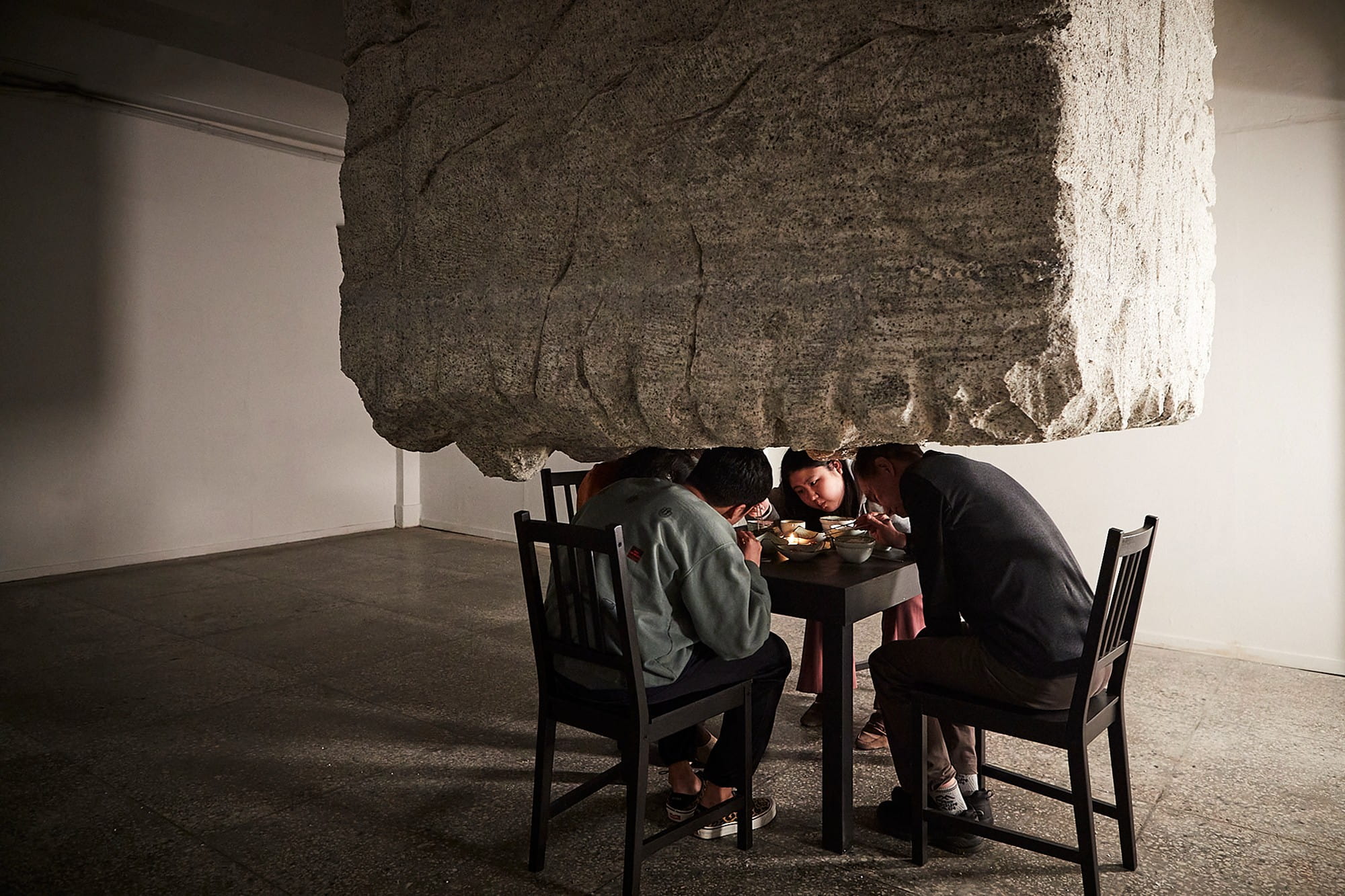 Sun Oh, Dinner with Family, 2021, Moving image