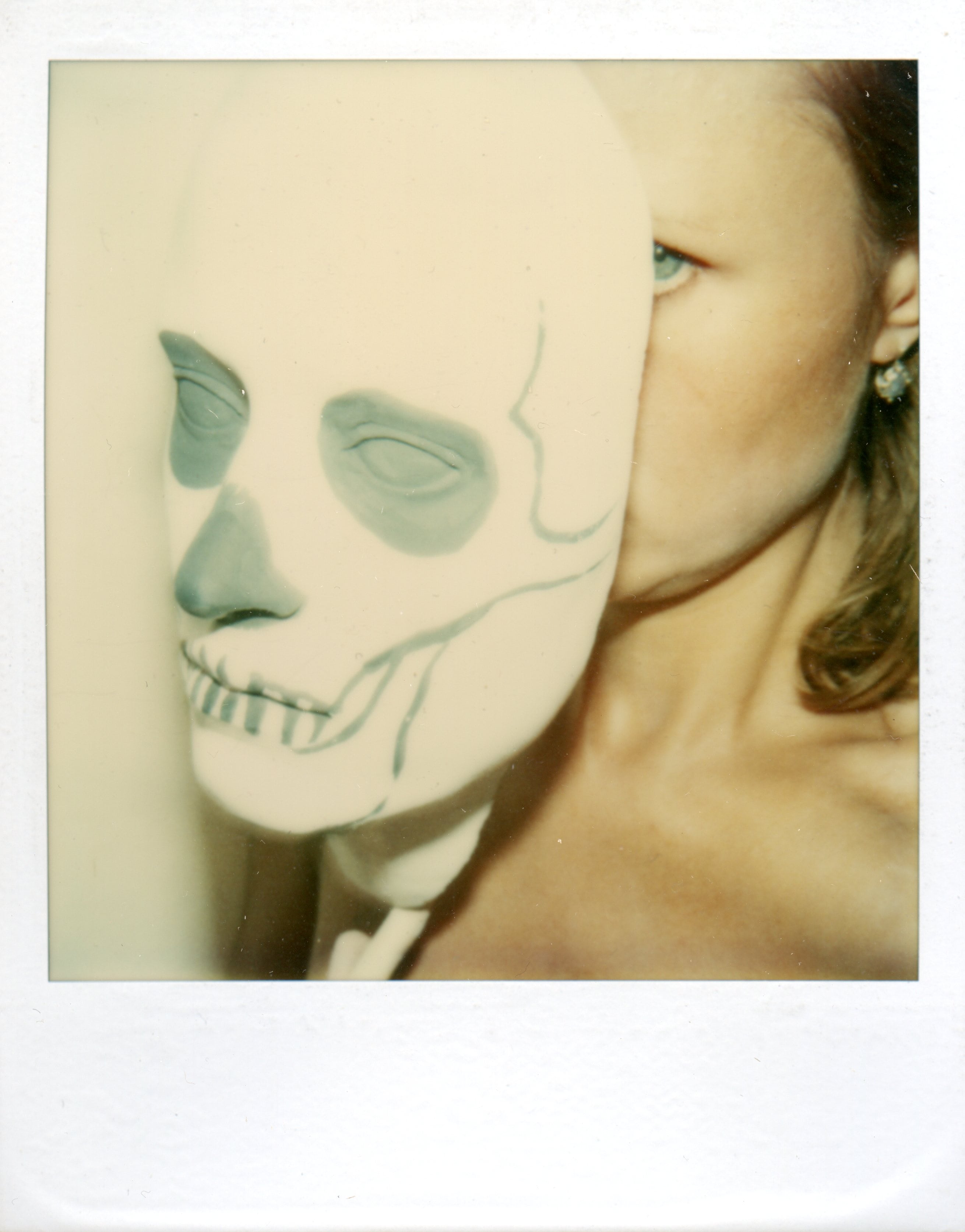 Birgit Jürgenssen Untitled, 1979 SX 70 Polaroid, 10.5 x 8.7 cm, Estate Birgit Jürgenssen ph485. Photo Credit and Courtesy:Estate Birgit Jürgenssen and Galerie Hubert Winter, Vienna.